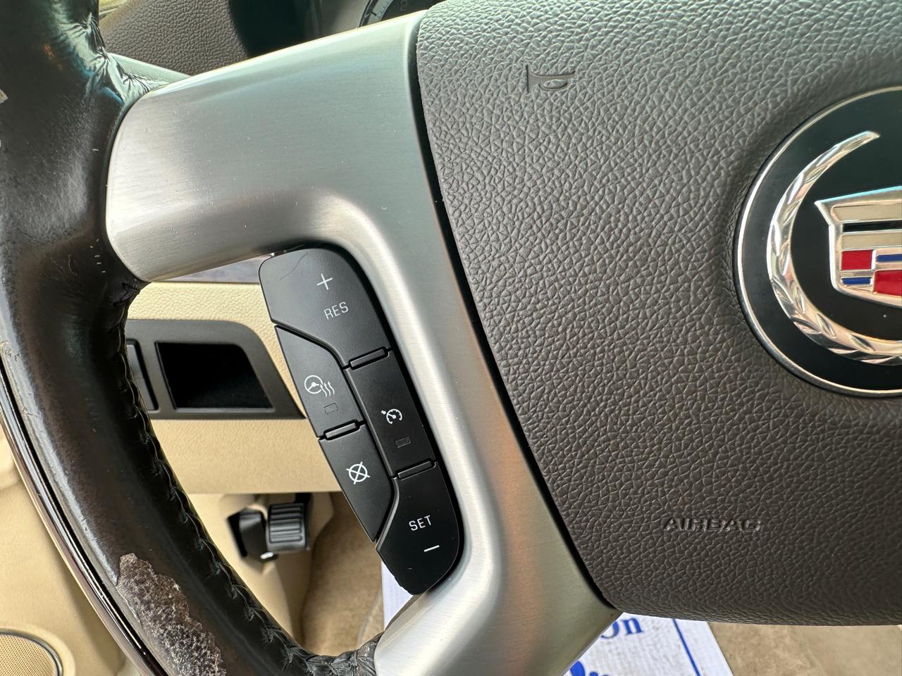 Cadillac Escalade AWD 4dr 2009