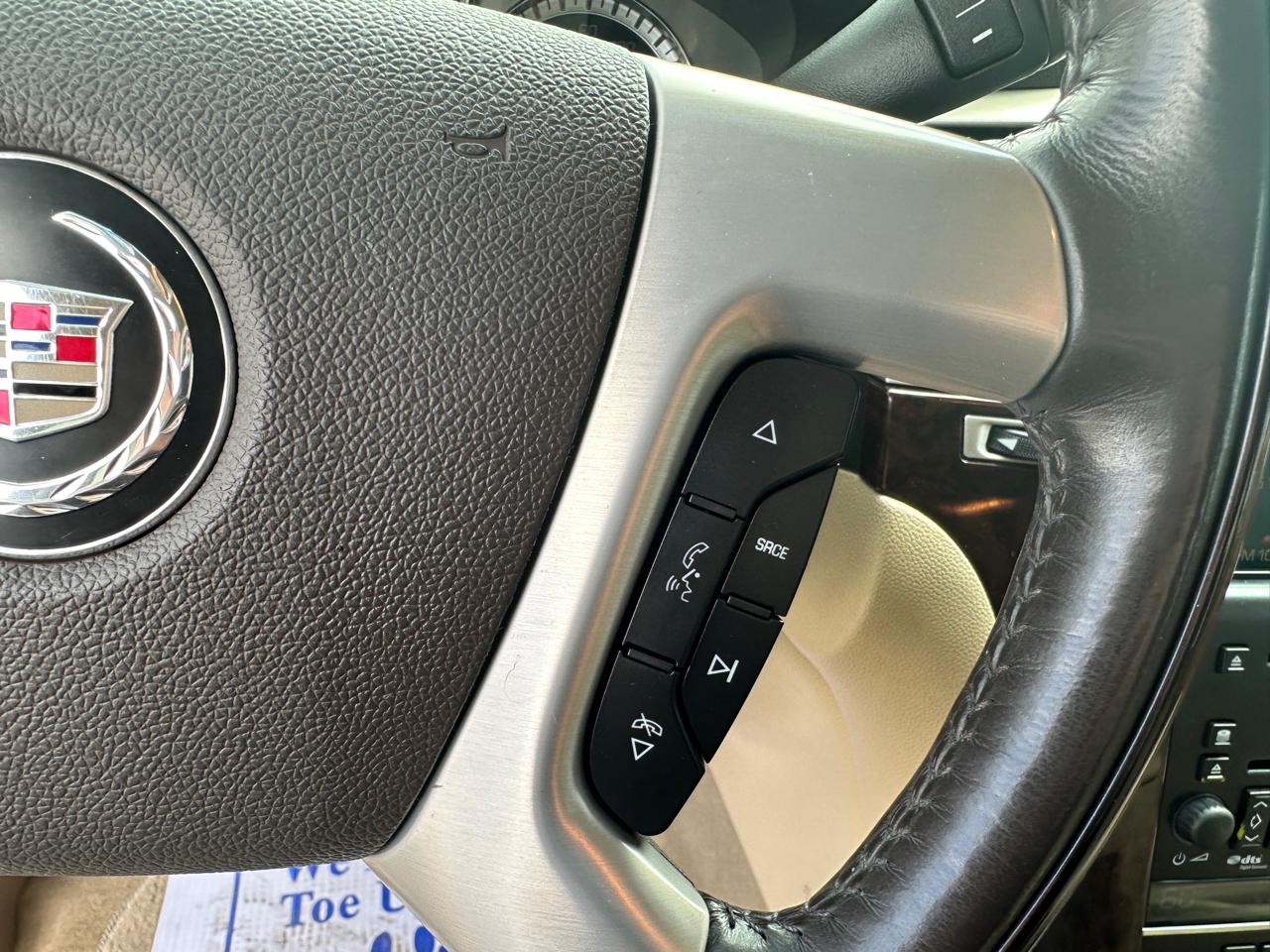 Cadillac Escalade AWD 4dr 2009