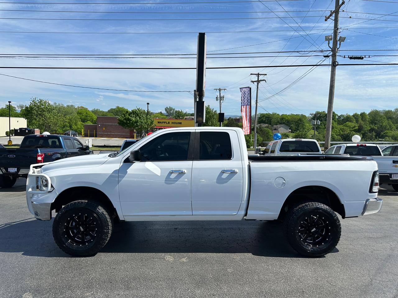 RAM 1500 4WD Quad Cab 140.5" SLT 2012