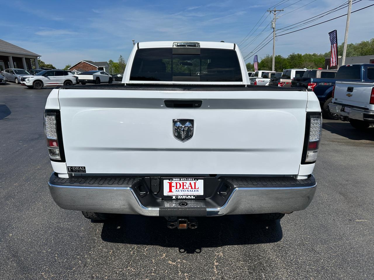 RAM 1500 4WD Quad Cab 140.5" SLT 2012