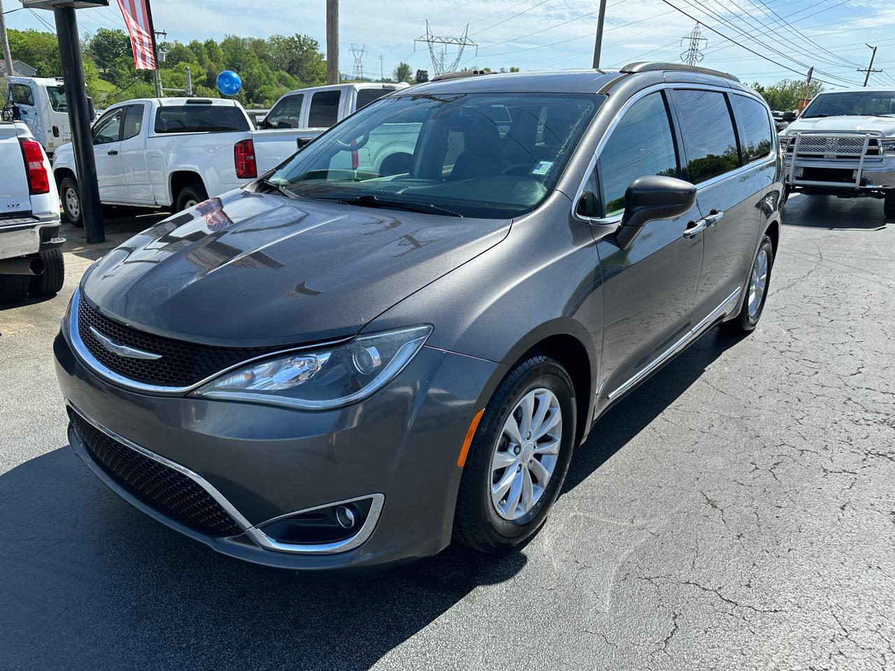 Chrysler Pacifica Touring-L FWD 2017