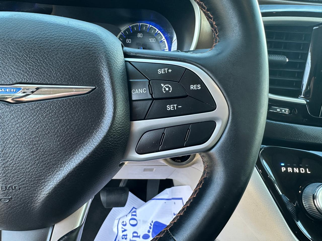 Chrysler Pacifica Touring-L FWD 2017