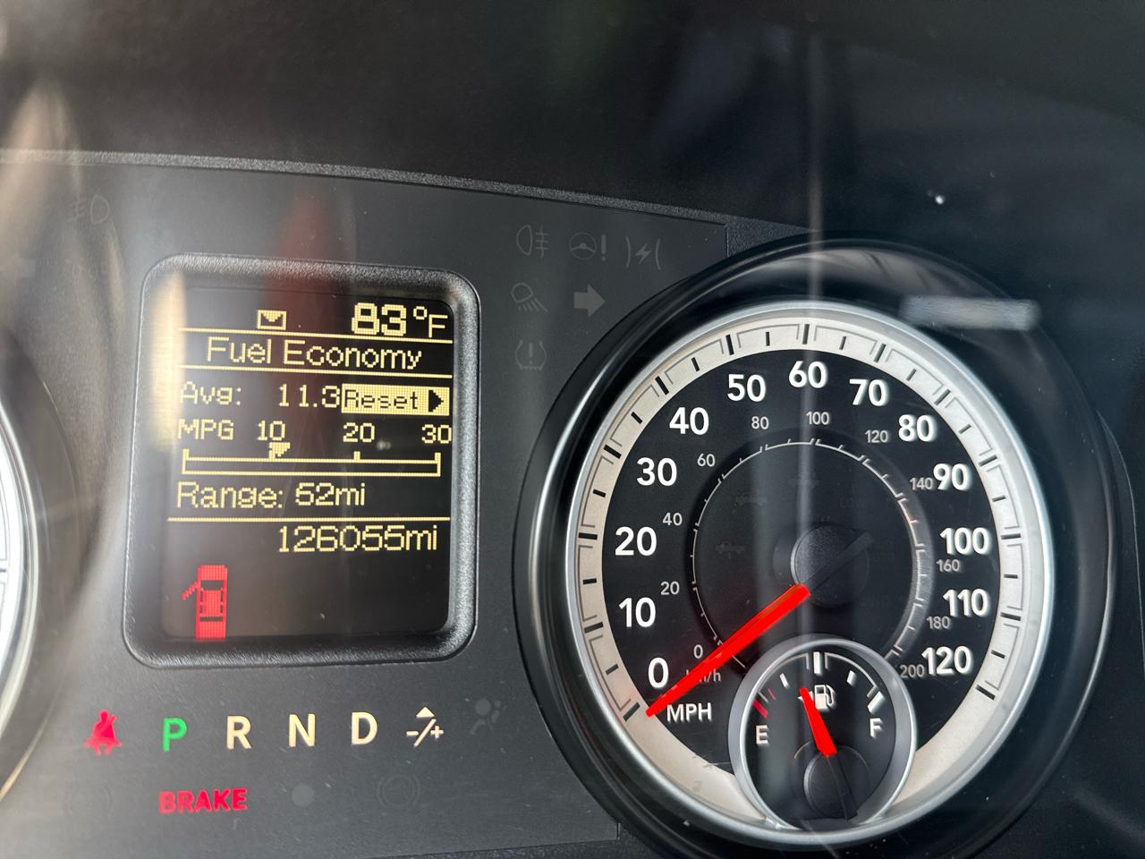 RAM 1500 4WD Crew Cab 140.5" Express 2014