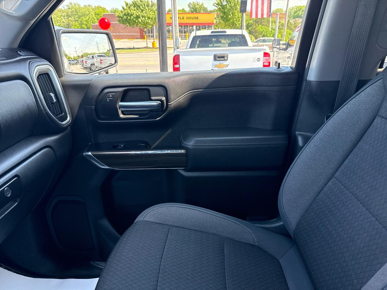 Chevrolet Silverado 1500 4WD Crew Cab 157" LT 2019