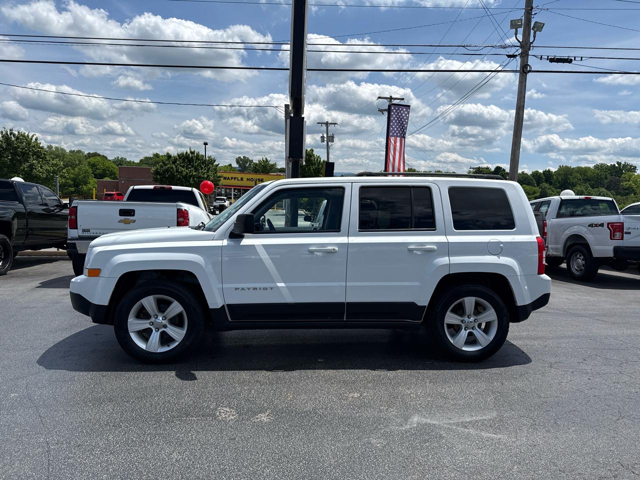 Jeep Patriot FWD 4dr Latitude 2016