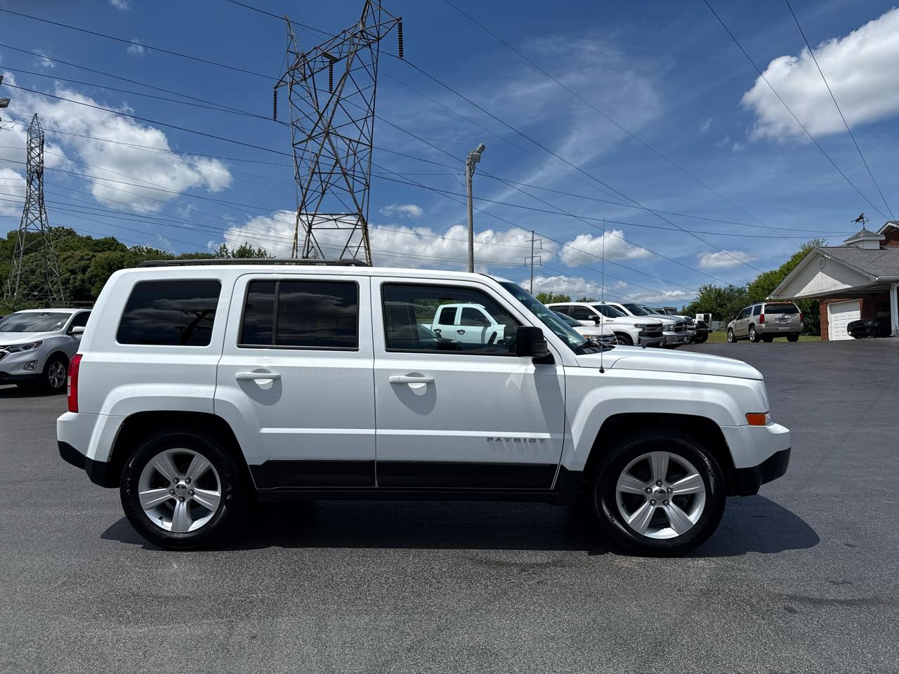 Jeep Patriot FWD 4dr Latitude 2016