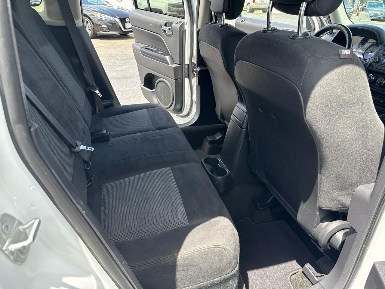 Jeep Patriot FWD 4dr Latitude 2016