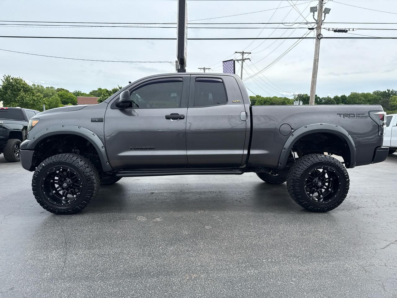 Toyota Tundra 4WD Truck Double Cab 5.7L FFV V8 6-Spd AT (Natl) 2012