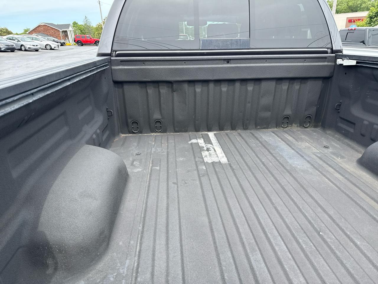 Toyota Tundra 4WD Truck Double Cab 5.7L FFV V8 6-Spd AT (Natl) 2012