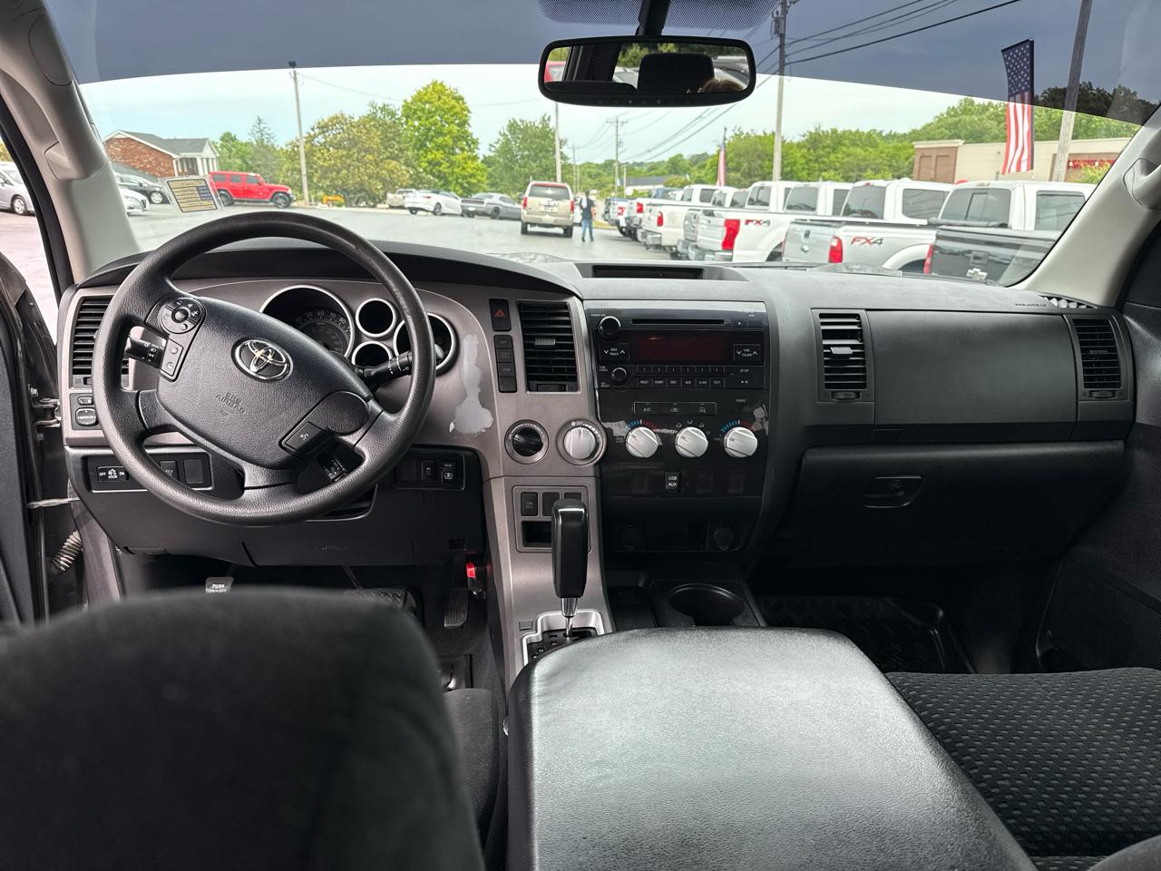 Toyota Tundra 4WD Truck Double Cab 5.7L FFV V8 6-Spd AT (Natl) 2012