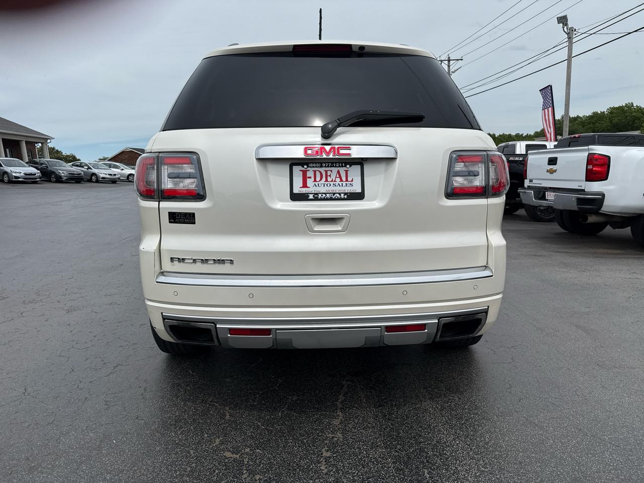 GMC Acadia FWD 4dr Denali 2014
