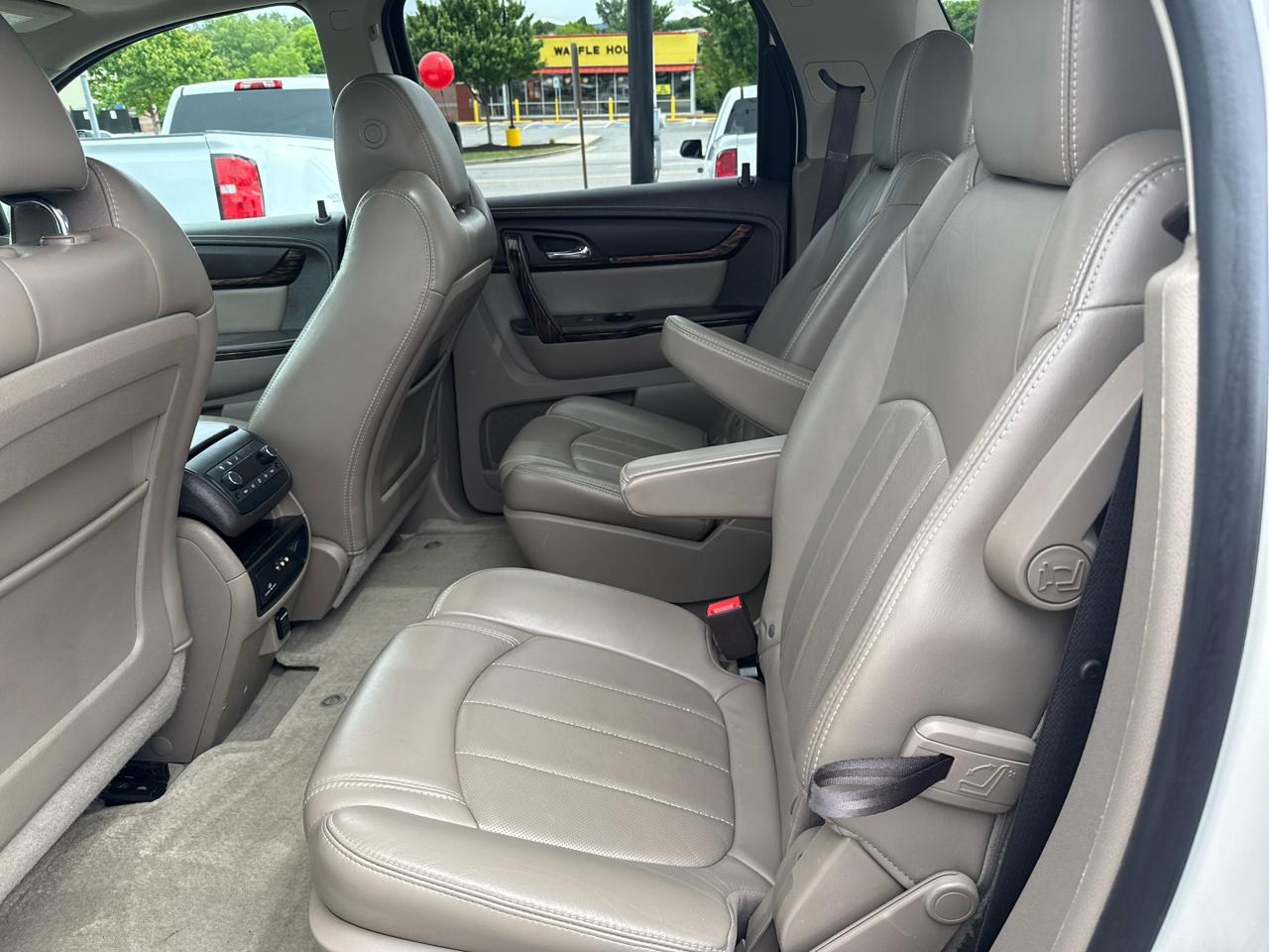 GMC Acadia FWD 4dr Denali 2014