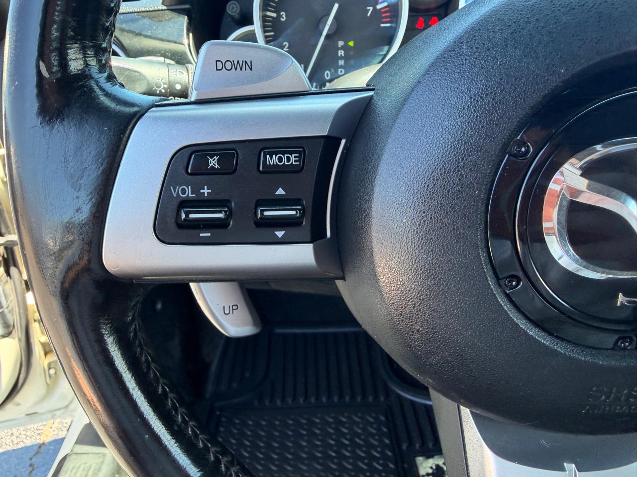 Mazda MX-5 Miata 2dr Conv Touring Auto 2006