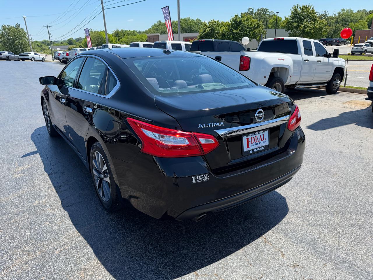 Nissan Altima 2.5 SV Sedan 2017