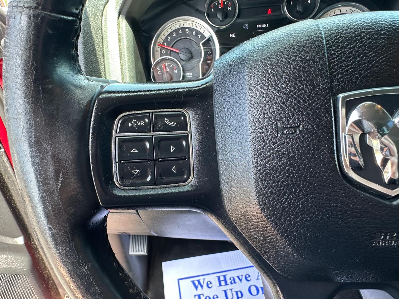 RAM 1500 4WD Crew Cab 140.5" Big Horn 2015