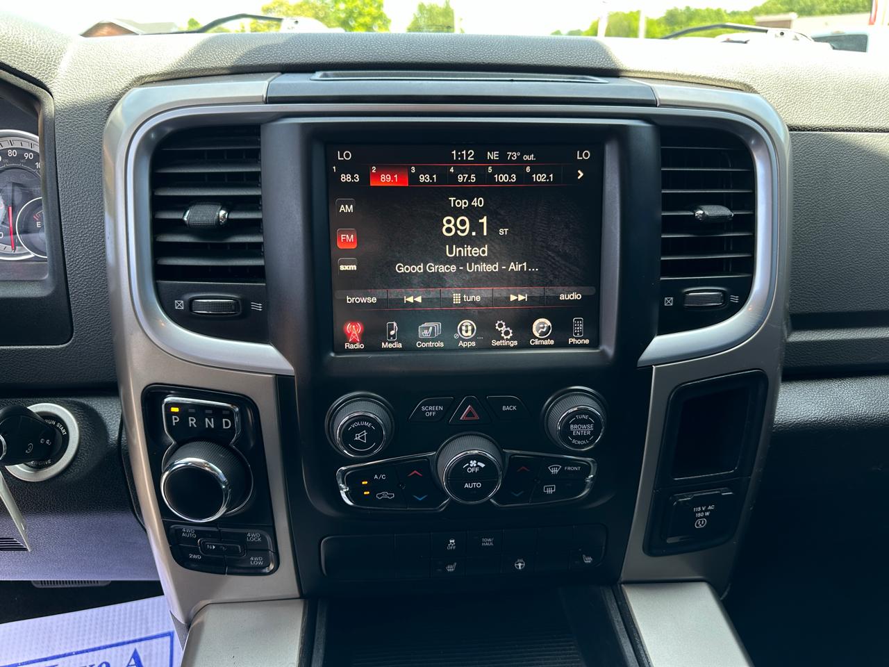 RAM 1500 4WD Crew Cab 140.5" Big Horn 2015