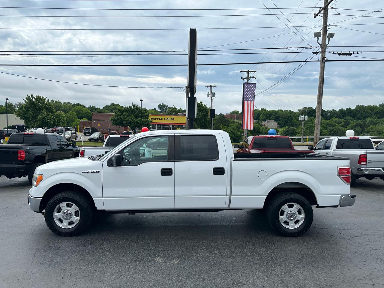 Ford F-150 4WD SuperCrew 145" XLT 2014