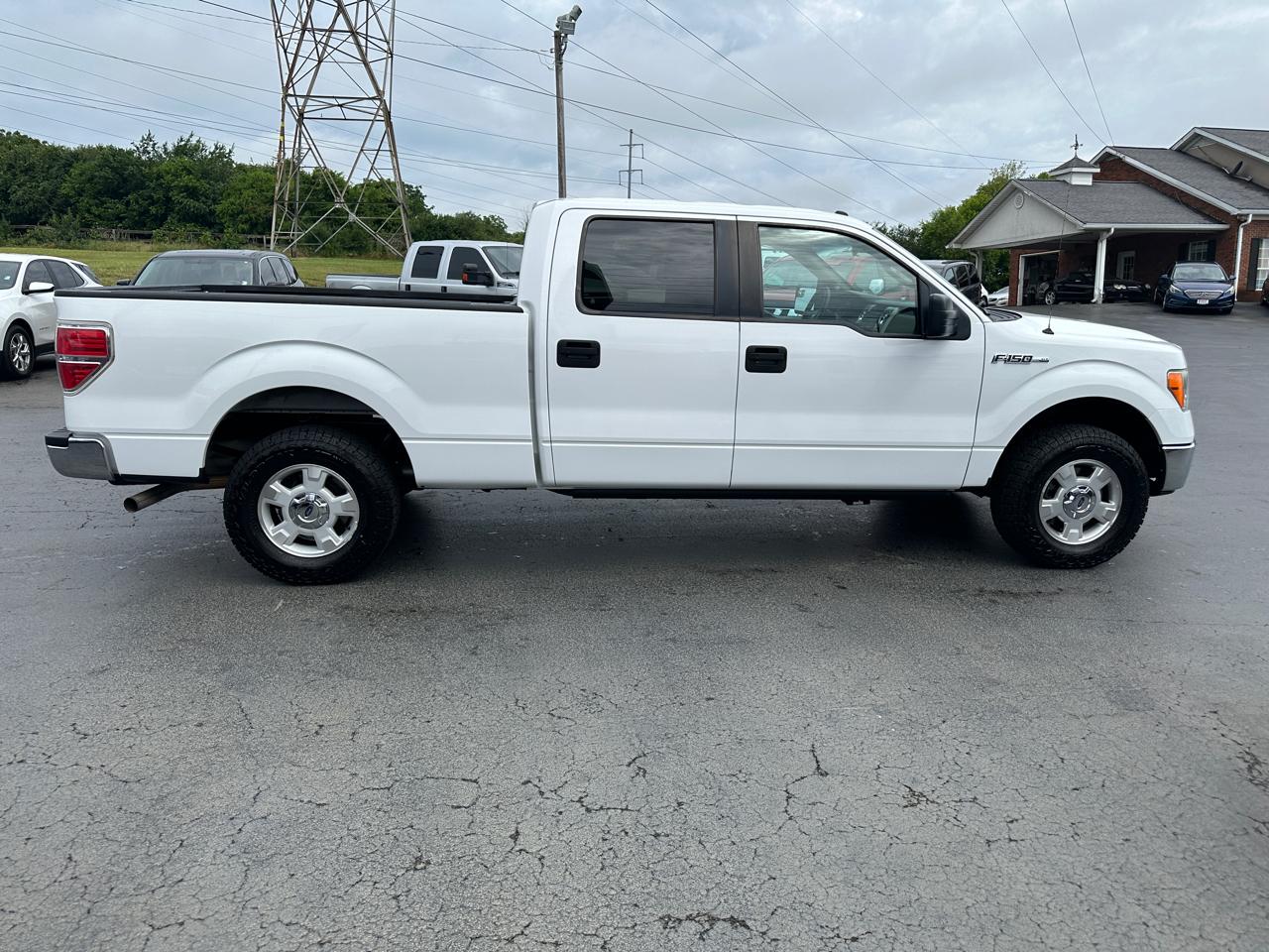 Ford F-150 4WD SuperCrew 145" XLT 2014