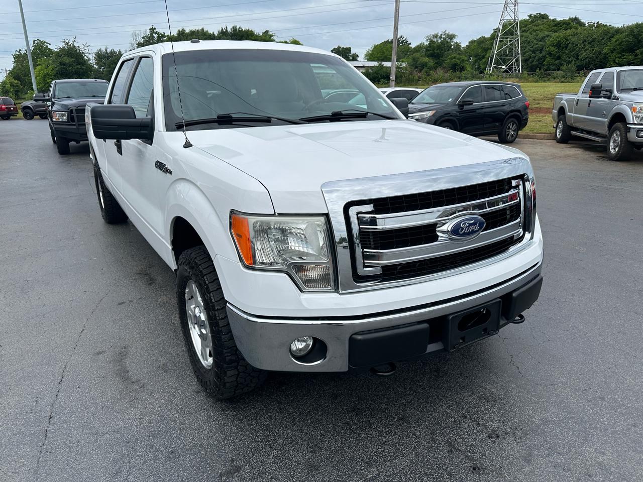 Ford F-150 4WD SuperCrew 145" XLT 2014