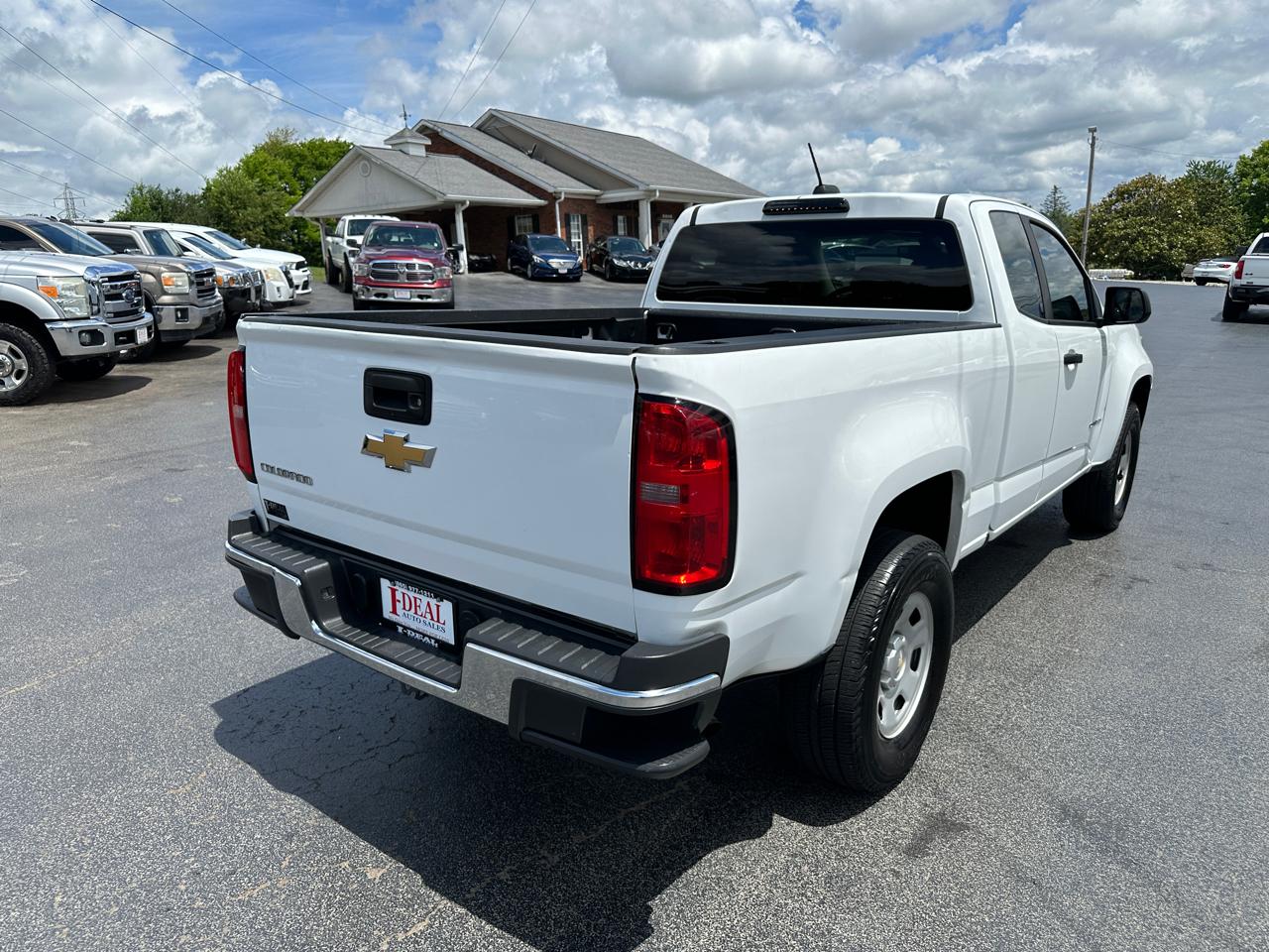 Chevrolet Colorado 2WD Ext Cab 128.3" WT 2017