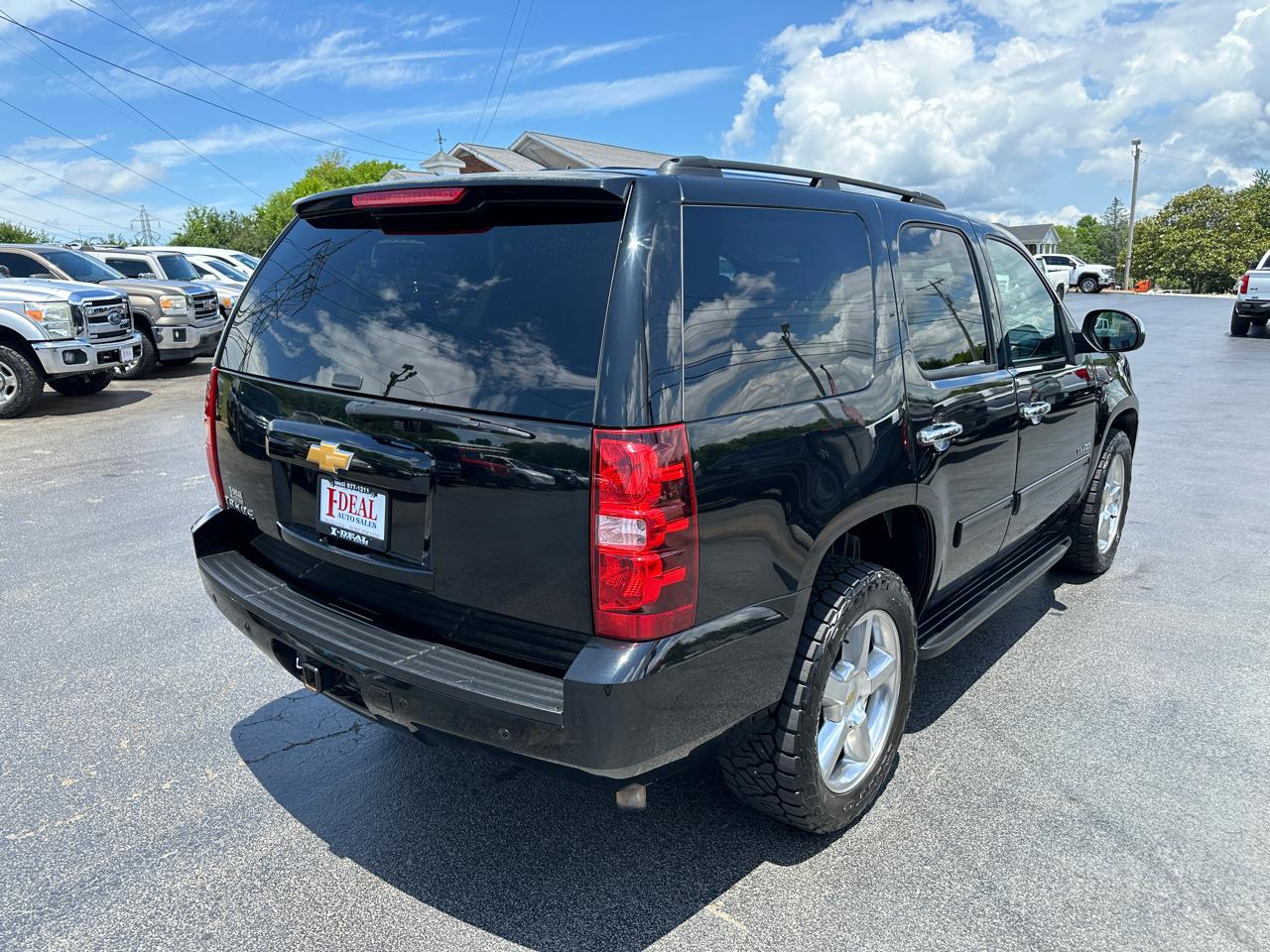 Chevrolet Tahoe 4WD 4dr LS 2014
