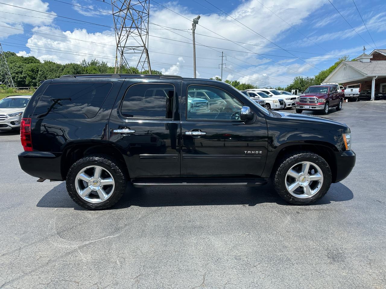 Chevrolet Tahoe 4WD 4dr LS 2014