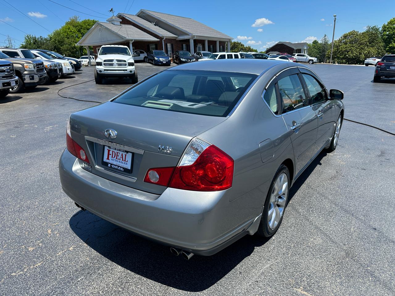 Infiniti M35 4dr Sdn RWD 2007