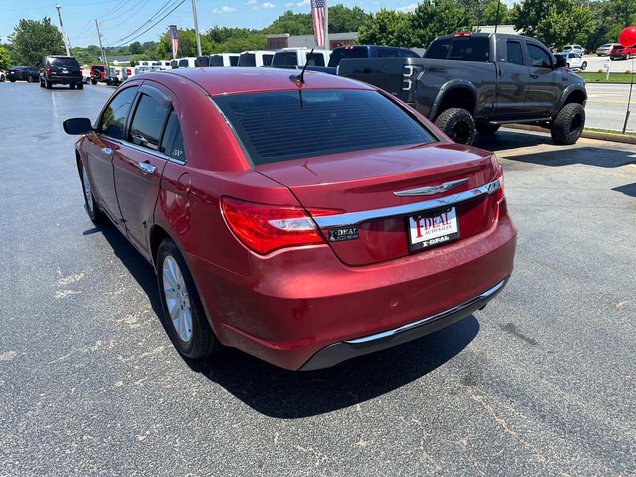 Chrysler 200 4dr Sdn Touring 2014