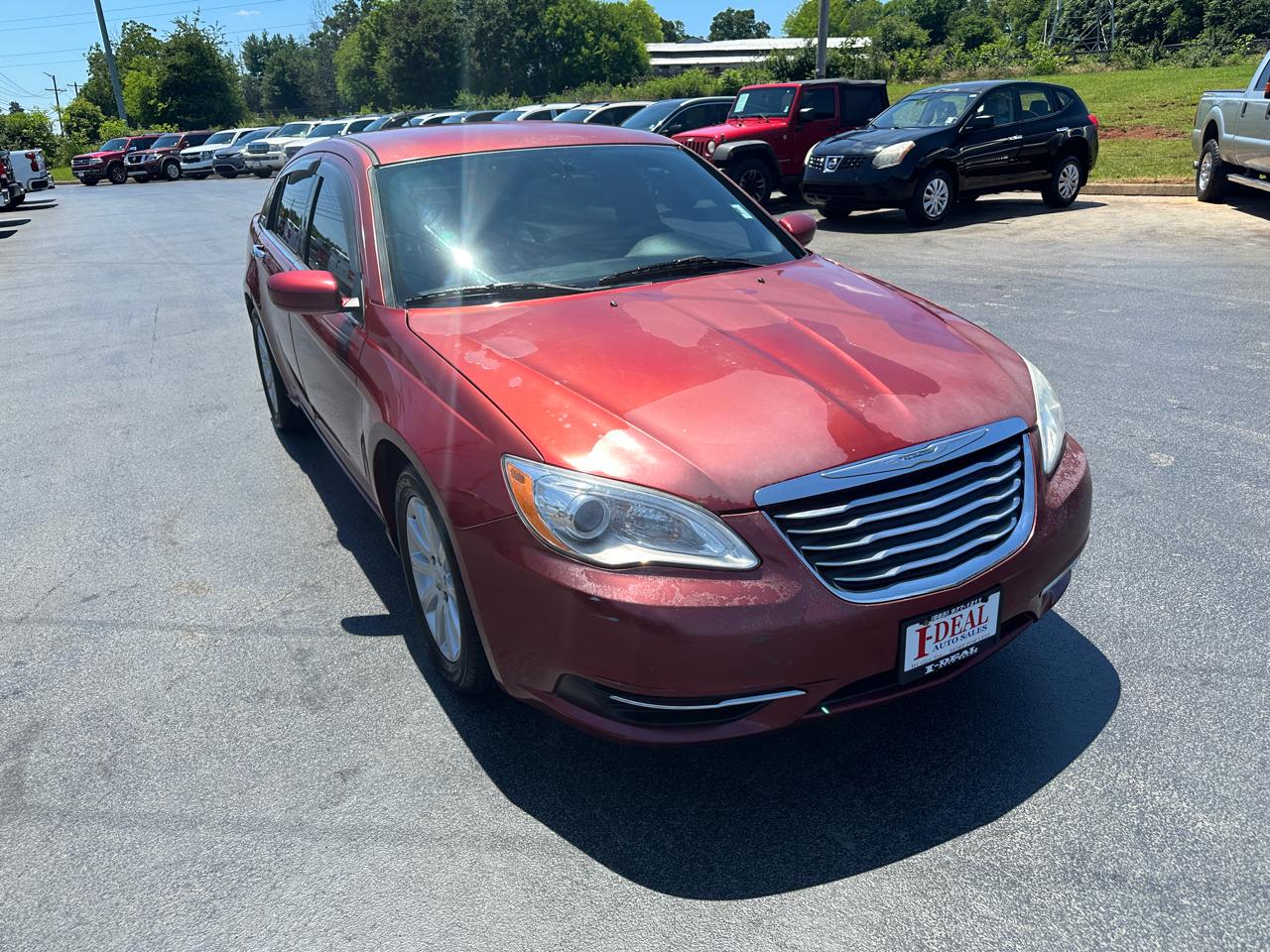 Chrysler 200 4dr Sdn Touring 2014