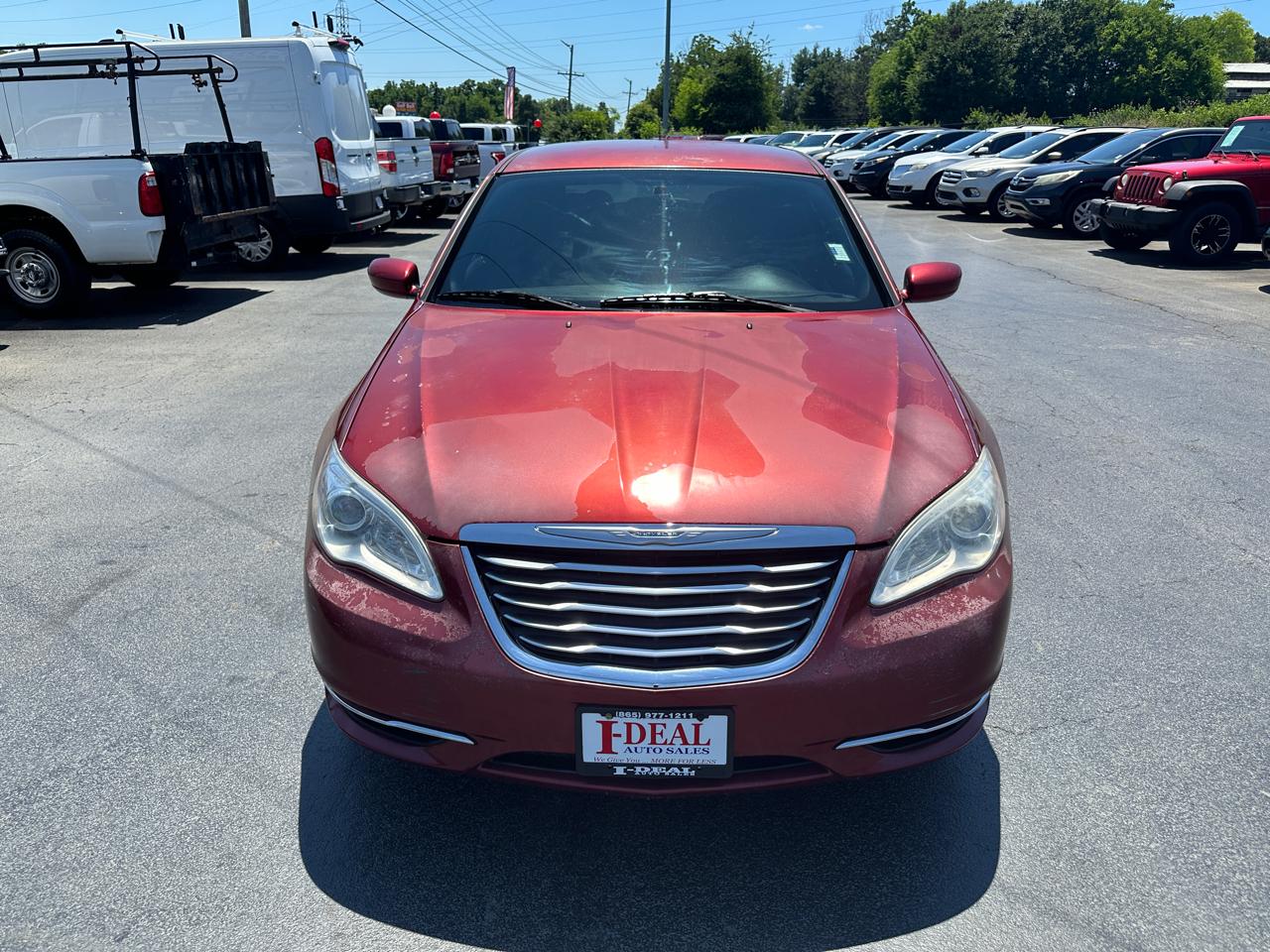 Chrysler 200 4dr Sdn Touring 2014