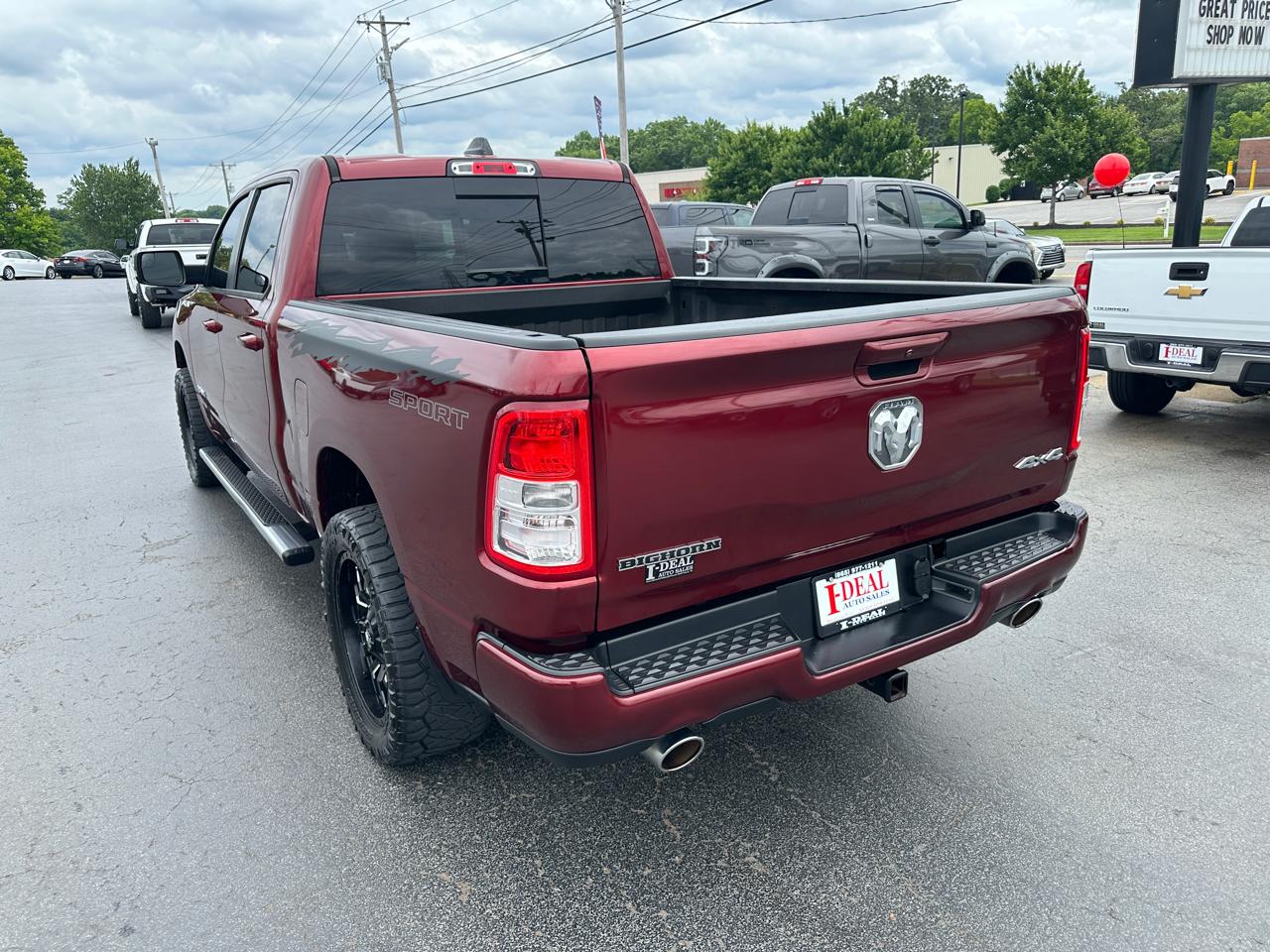 RAM 1500 Big Horn 4x4 Crew Cab 6'4" Box 2021