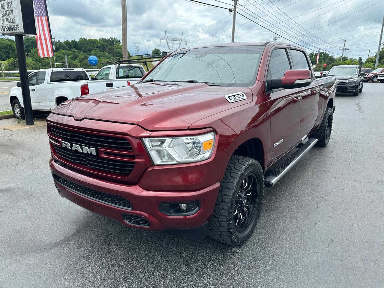 RAM 1500 Big Horn 4x4 Crew Cab 6'4" Box 2021