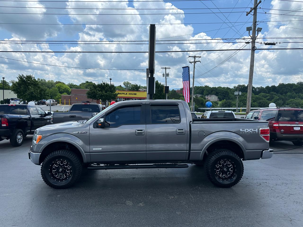 2014 Ford F-150 4WD SuperCrew 145" Lariat