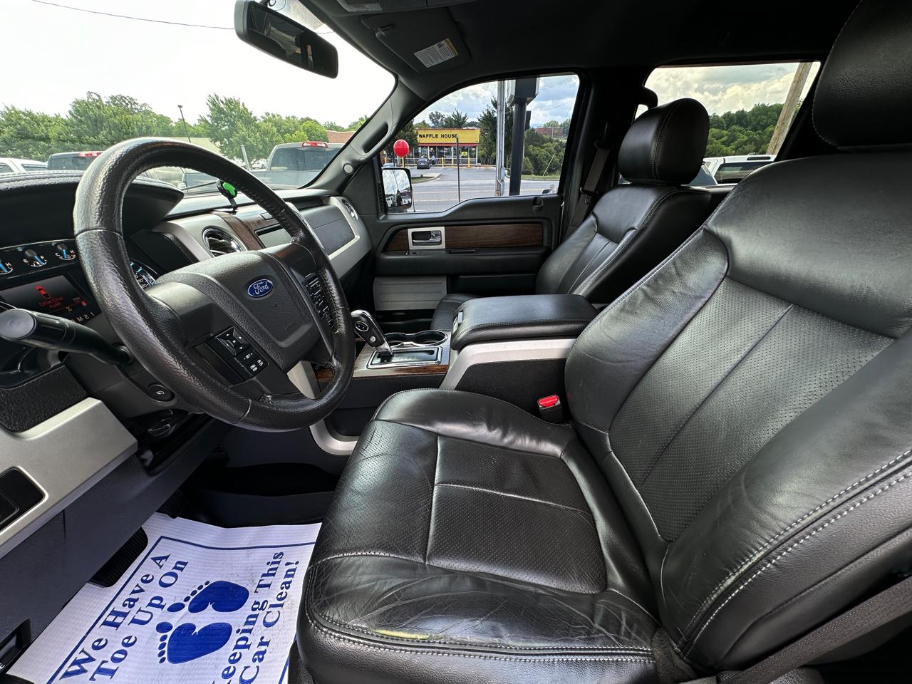 Ford F-150 4WD SuperCrew 145" Lariat 2014