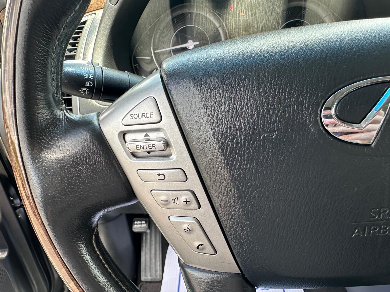 Infiniti QX80 AWD 2017