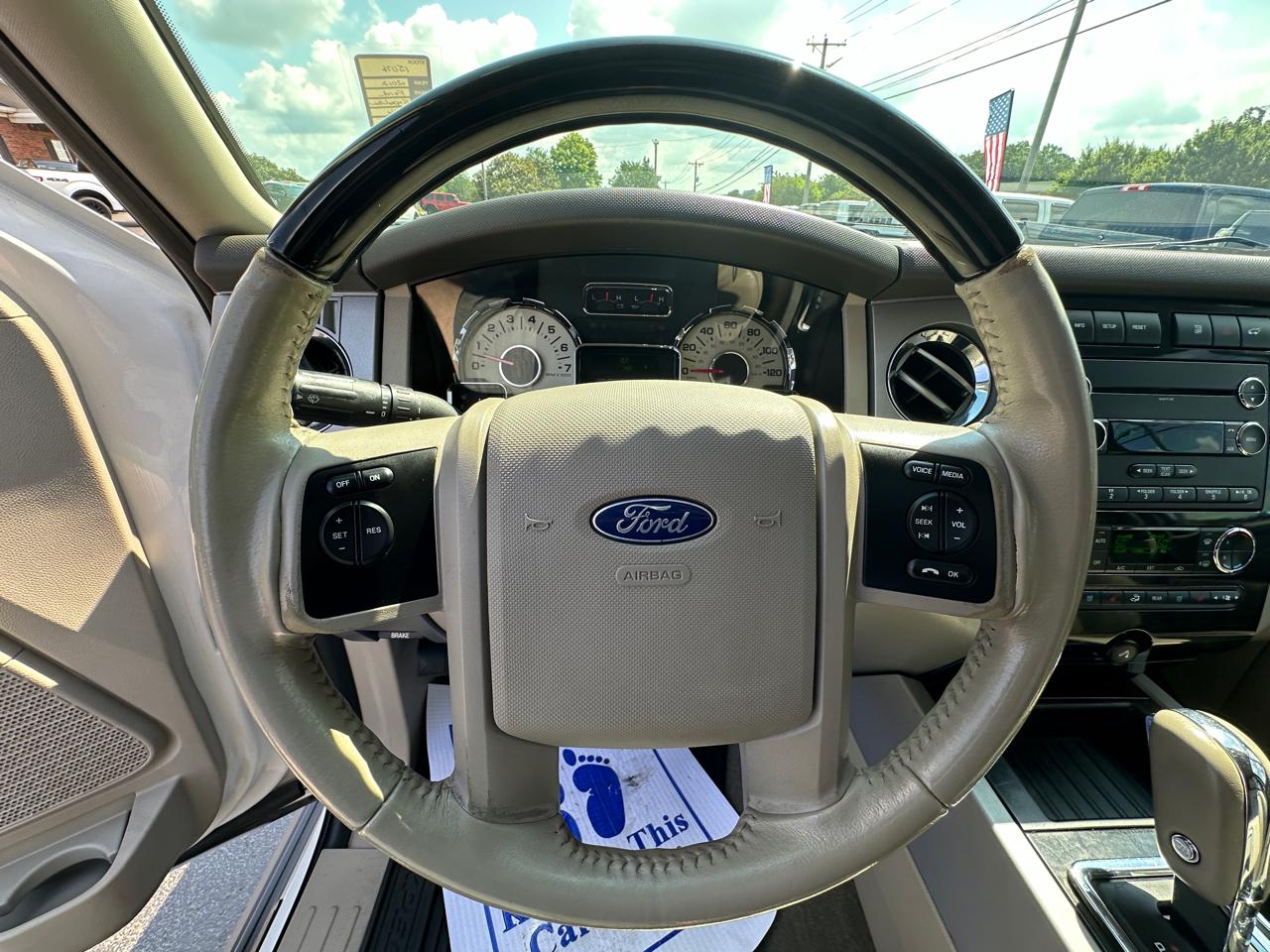 Ford Expedition 4WD 4dr Limited 2012