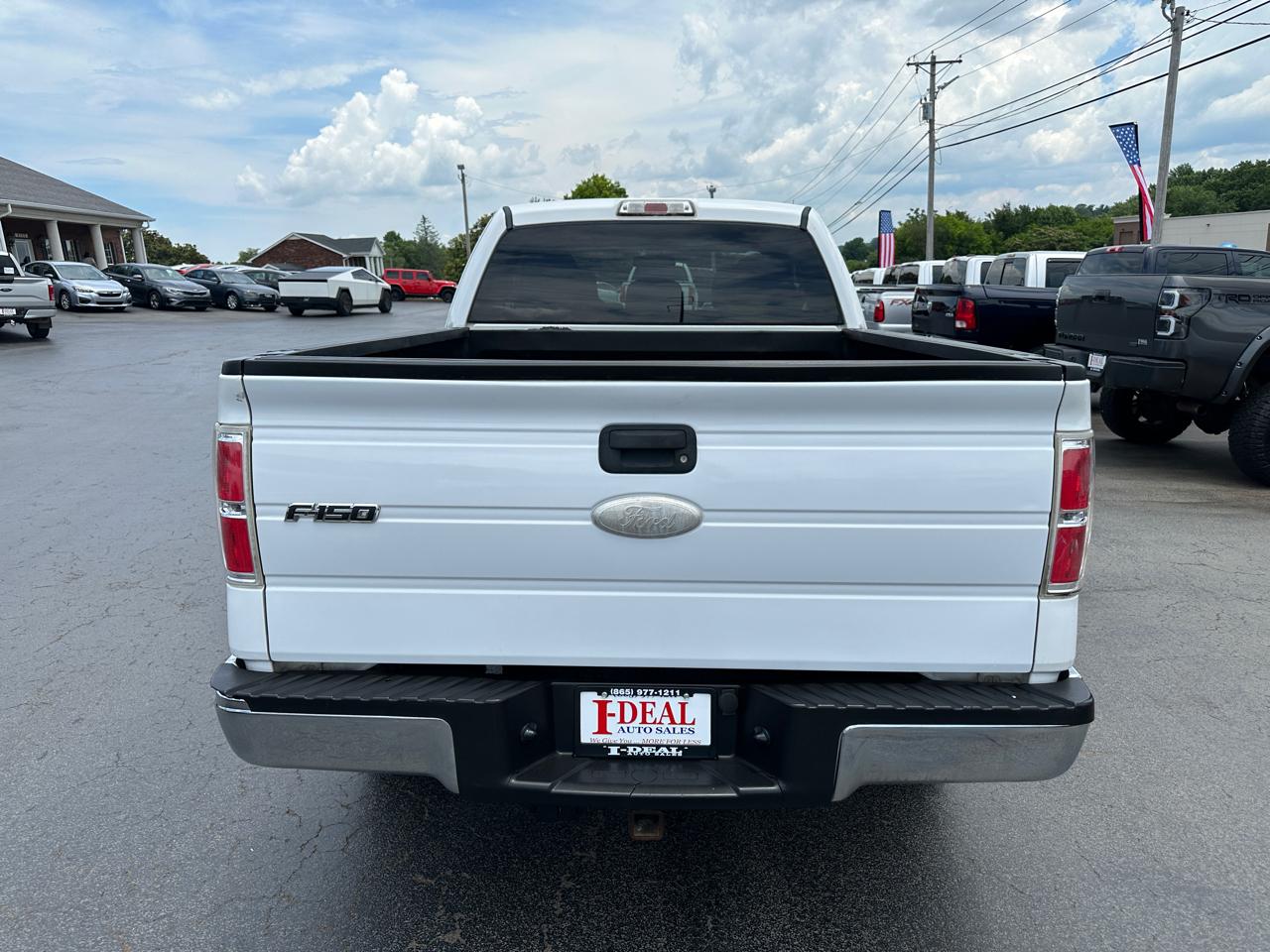 Ford F-150 2WD SuperCab 163" XLT w/HD Payload Pkg 2011