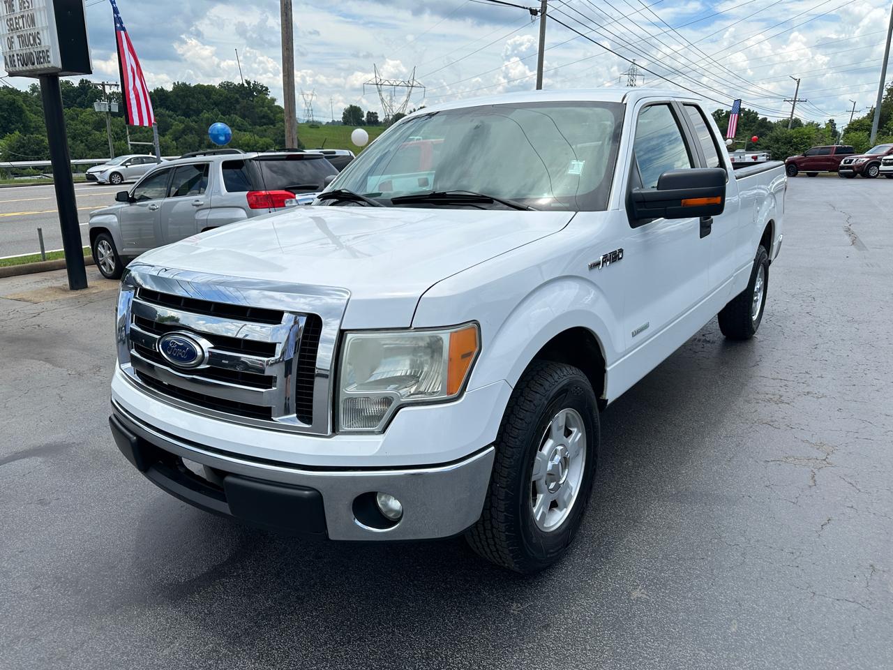 Ford F-150 2WD SuperCab 163" XLT w/HD Payload Pkg 2011