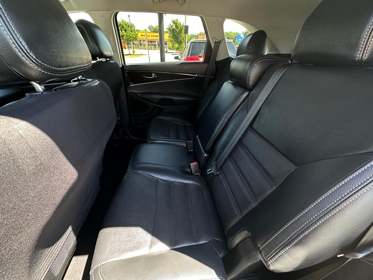 Kia Sorento FWD 4dr 2.4L LX 2016