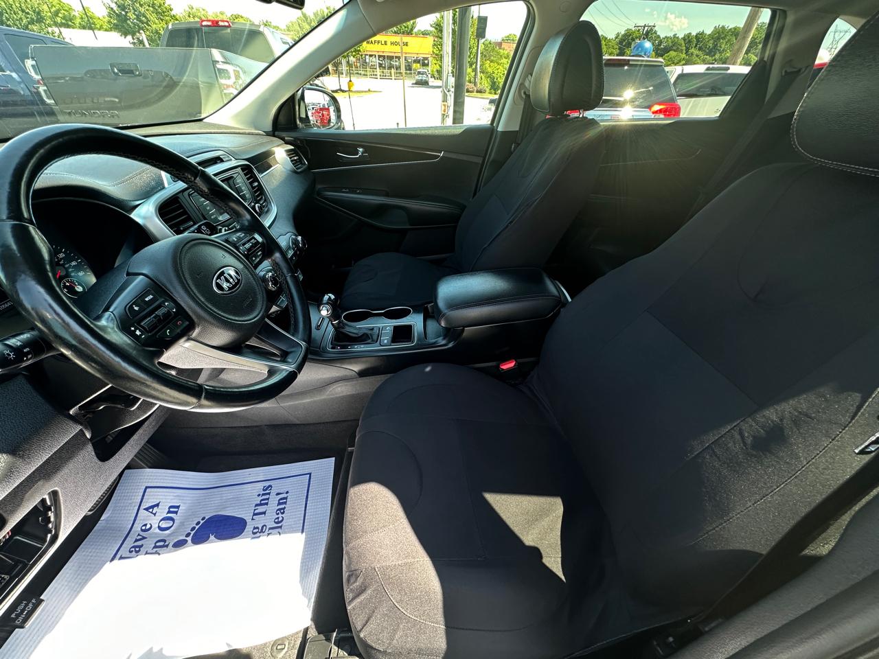 Kia Sorento FWD 4dr 2.4L LX 2016