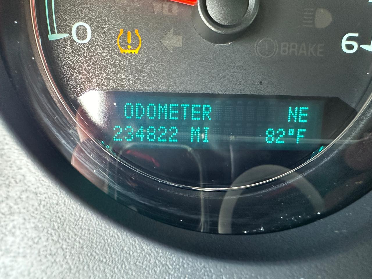 GMC Yukon Denali AWD 4dr 2009