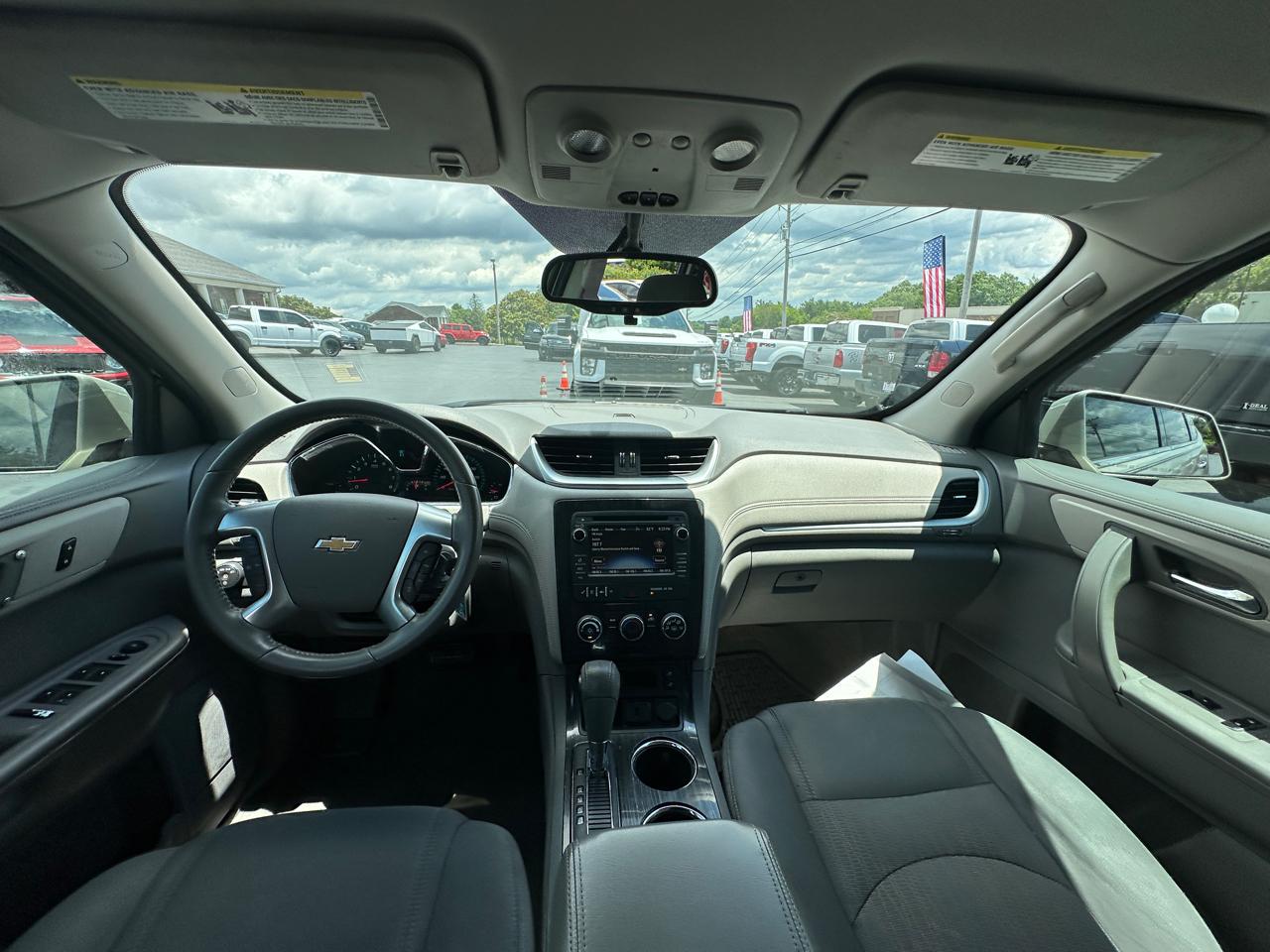 Chevrolet Traverse FWD 4dr LT w/1LT 2015