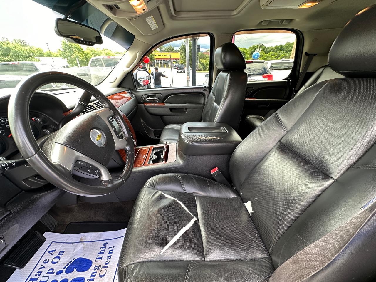Chevrolet Tahoe 4WD 4dr 1500 LTZ 2011
