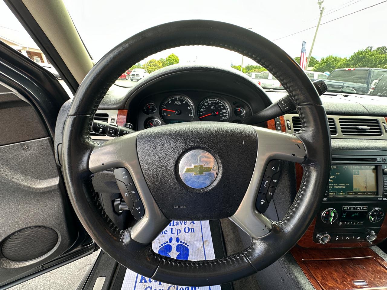 Chevrolet Tahoe 4WD 4dr 1500 LTZ 2011
