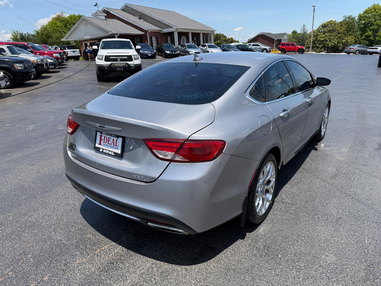 Chrysler 200 4dr Sdn C AWD 2015