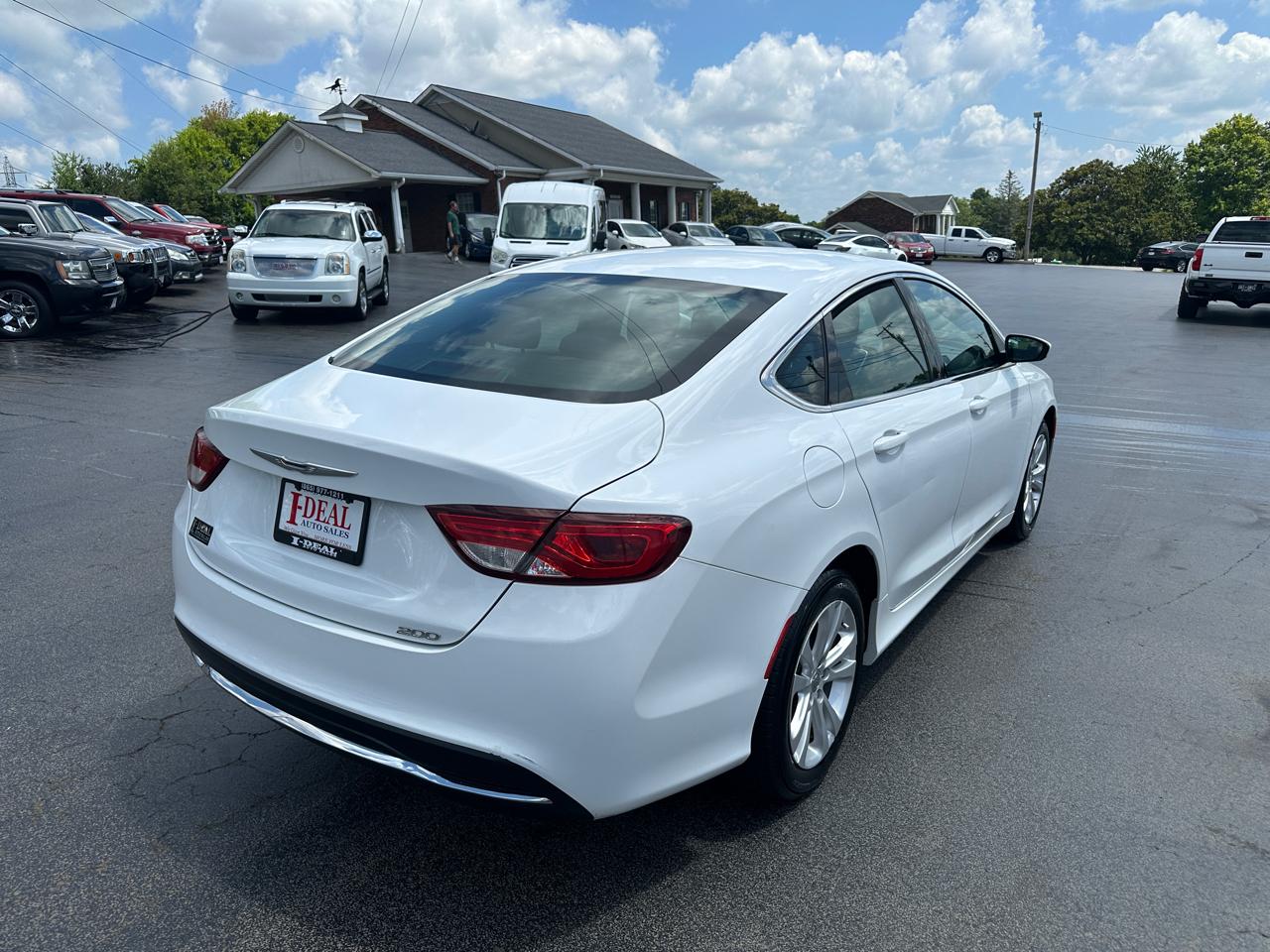 Chrysler 200 4dr Sdn Limited FWD 2015