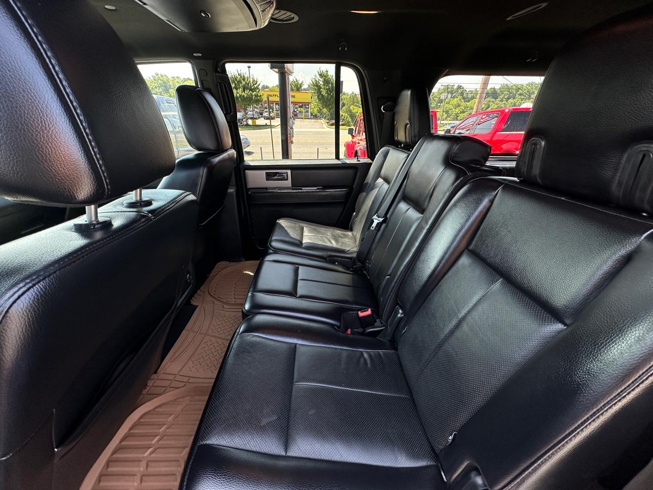 Ford Expedition EL 4WD 4dr XLT 2016