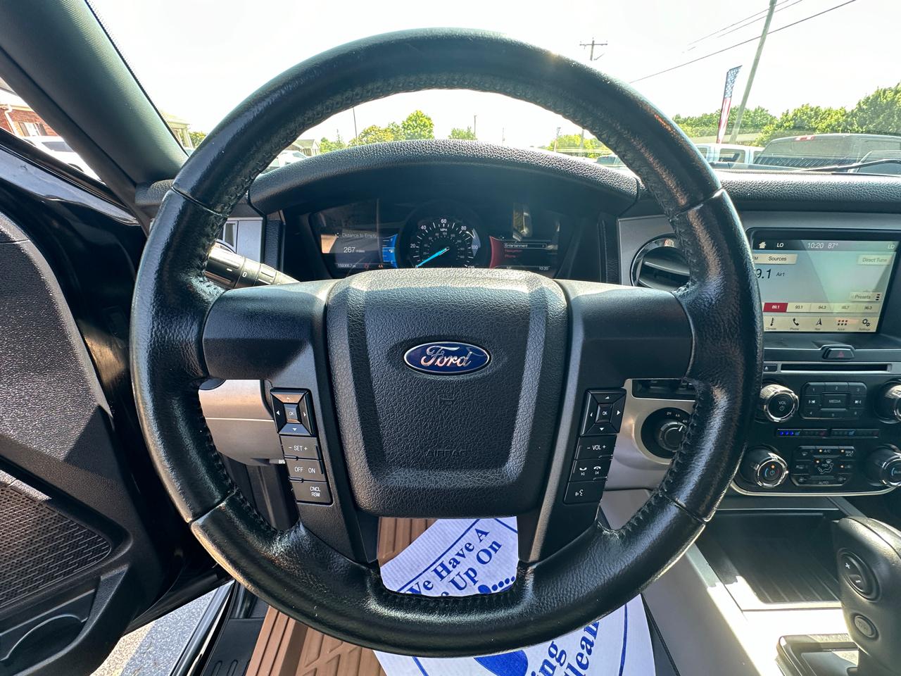 Ford Expedition EL 4WD 4dr XLT 2016