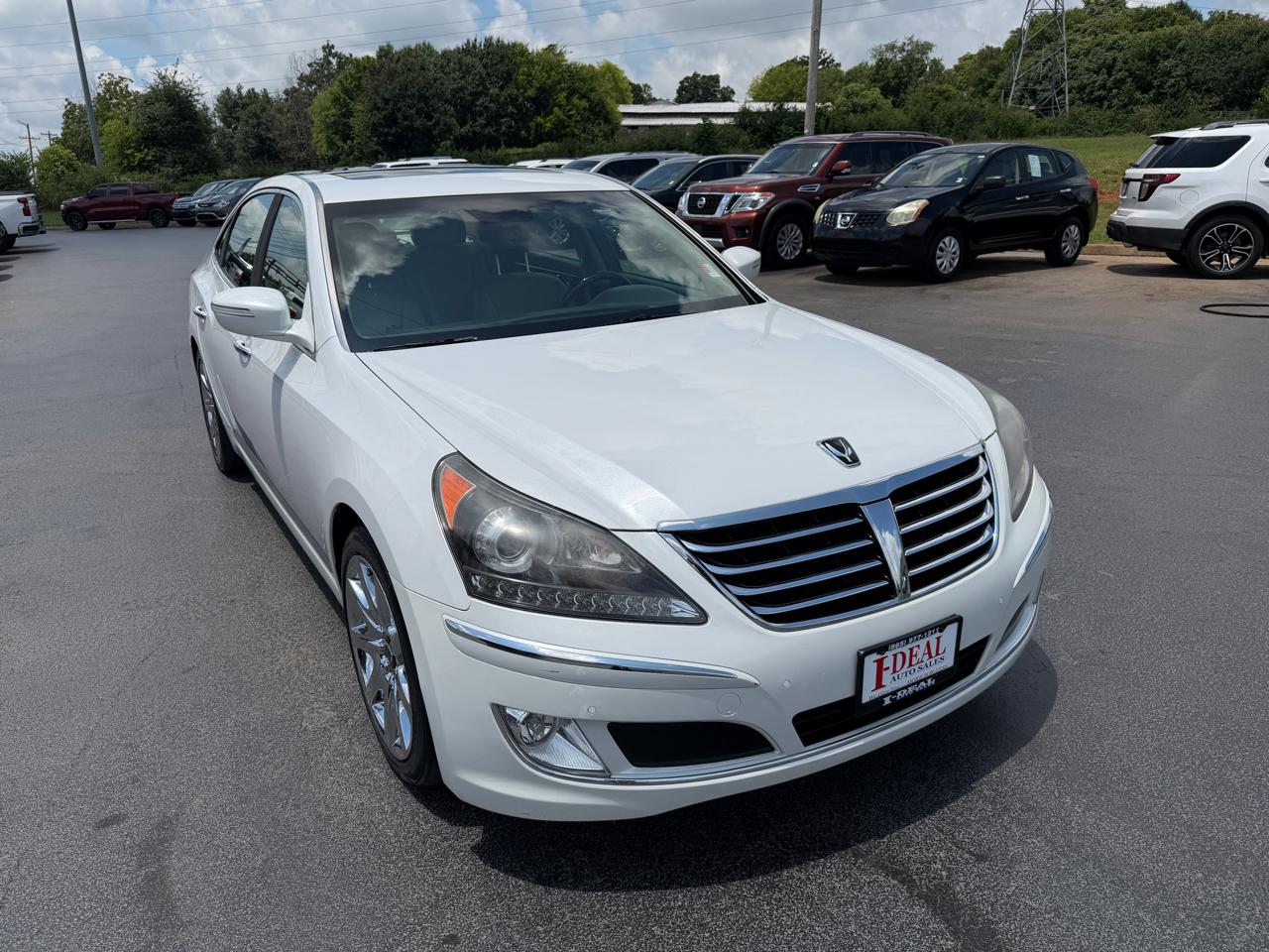 Hyundai Equus 4dr Sdn Signature 2012