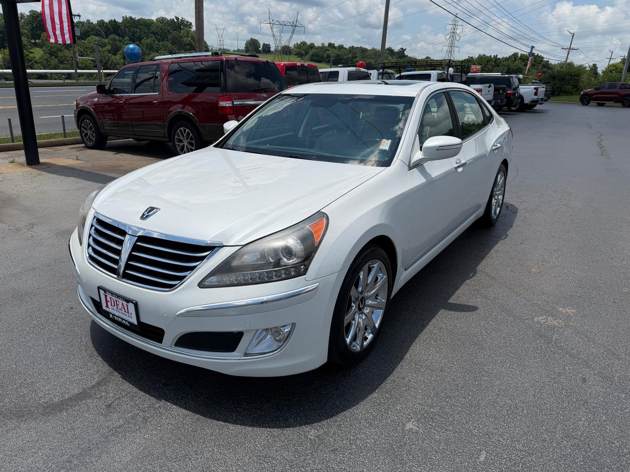 Hyundai Equus 4dr Sdn Signature 2012